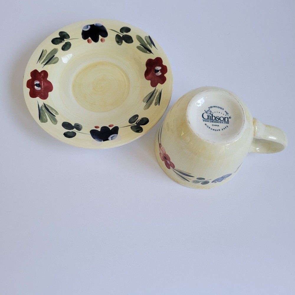Gibson Floral Tea Cup & Saucer - Picture 4 of 4